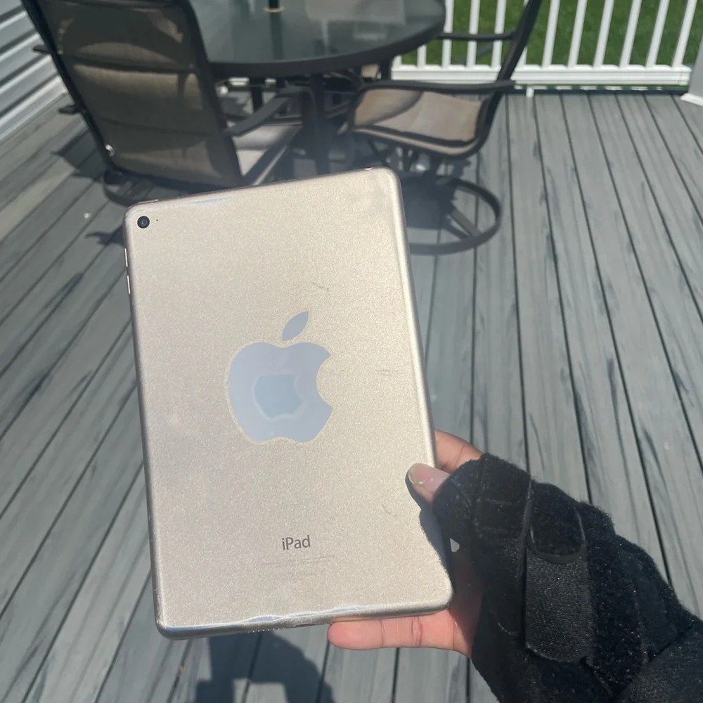 iPad Mini 4
